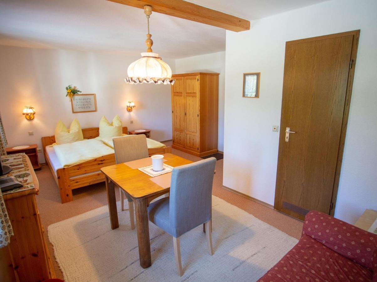 Отель Gastehaus Madsack - Chiemgau Karte Инцелль Экстерьер фото