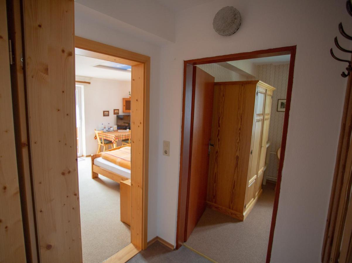 Отель Gastehaus Madsack - Chiemgau Karte Инцелль Экстерьер фото